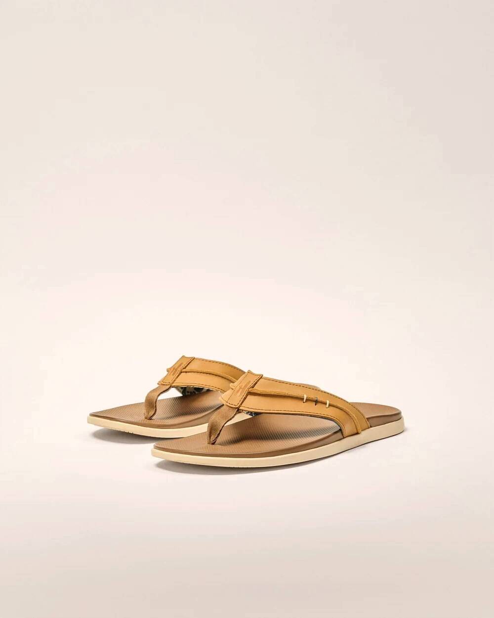 NEW JOHNNIE-O men's starboard leather sandals in taupe